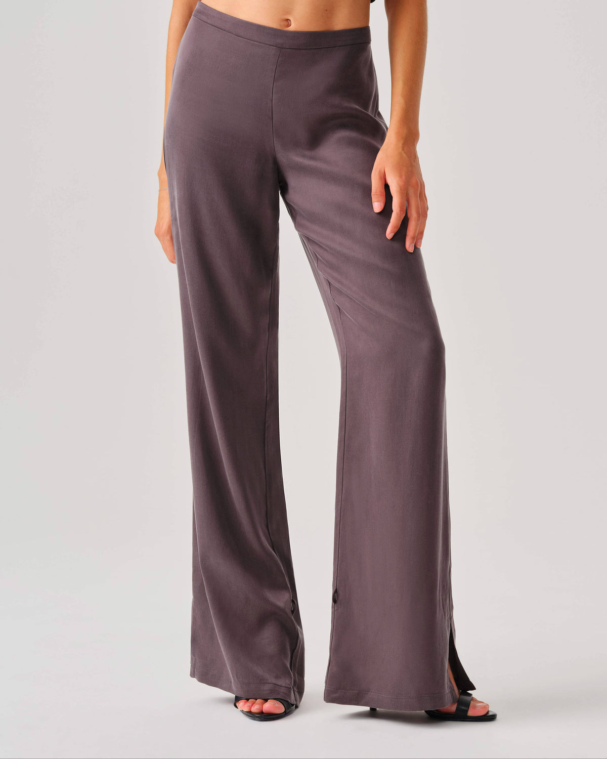 Valerie Pant